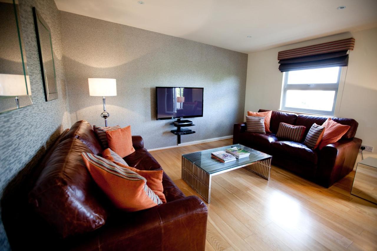 Chelmsford Serviced Apartments Esterno foto